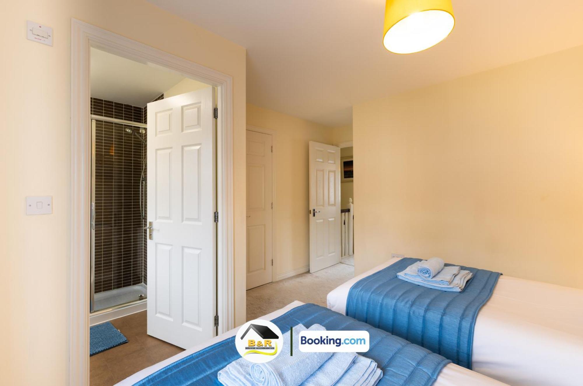 3 Bedroom House By B And R Serviced Accommodation Amesbury With Super Fast Wi-Fi 145Mbps Bagian luar foto